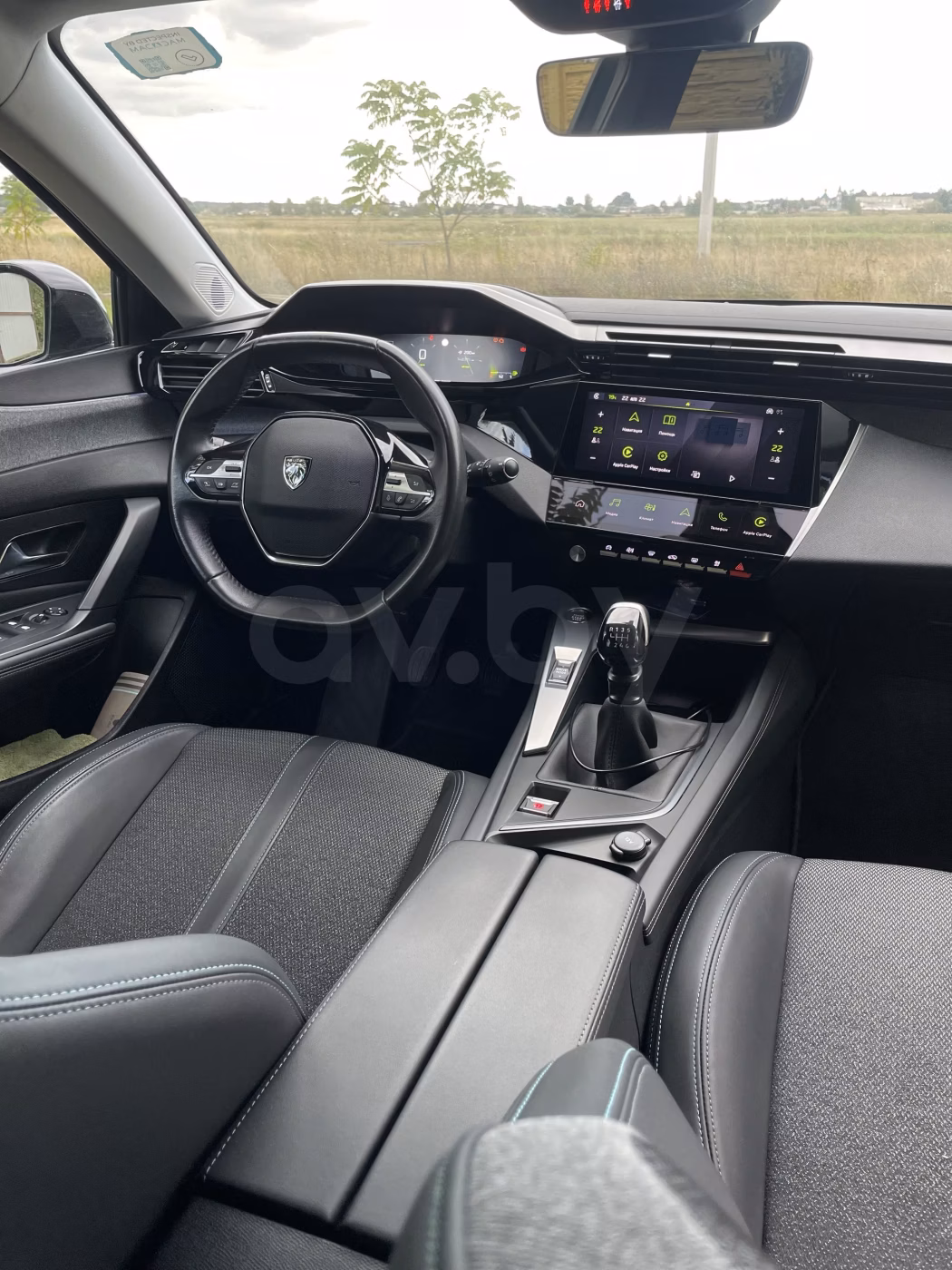 Peugeot 308 фото 10
