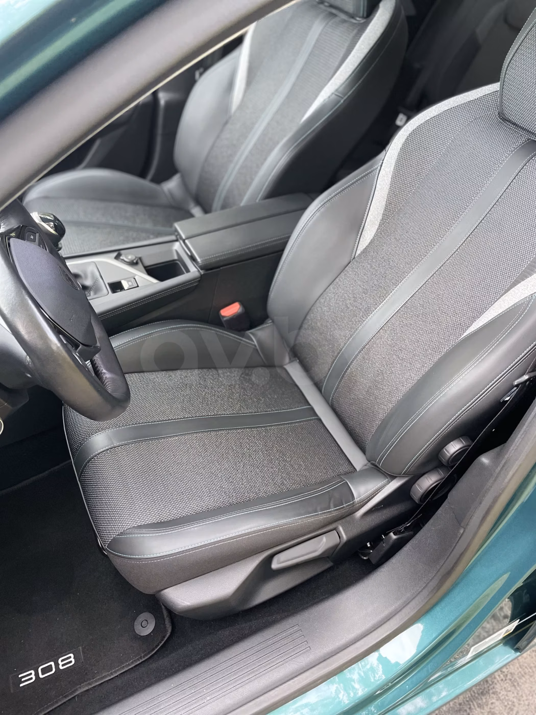 Peugeot 308 фото 12