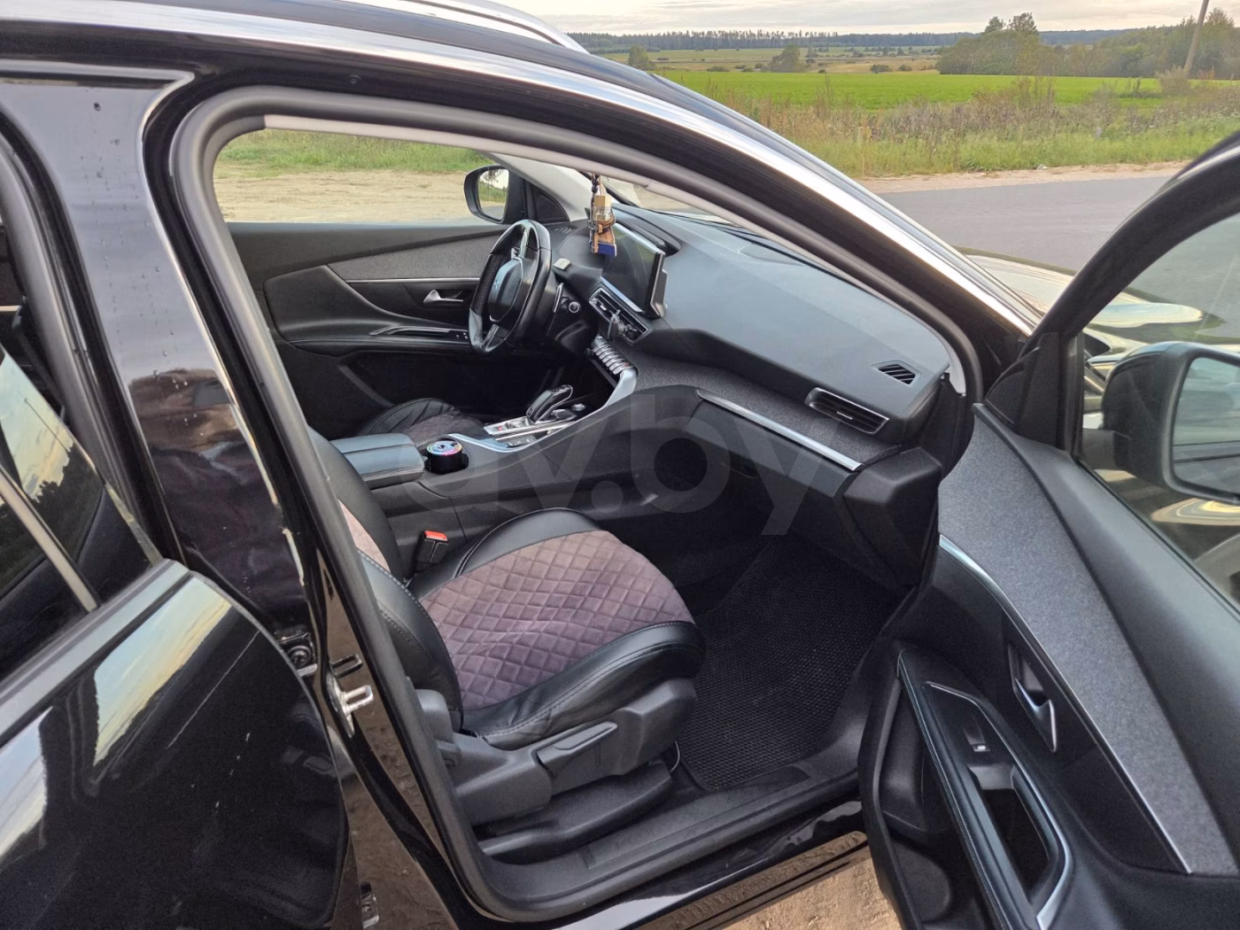Peugeot 5008 фото 3