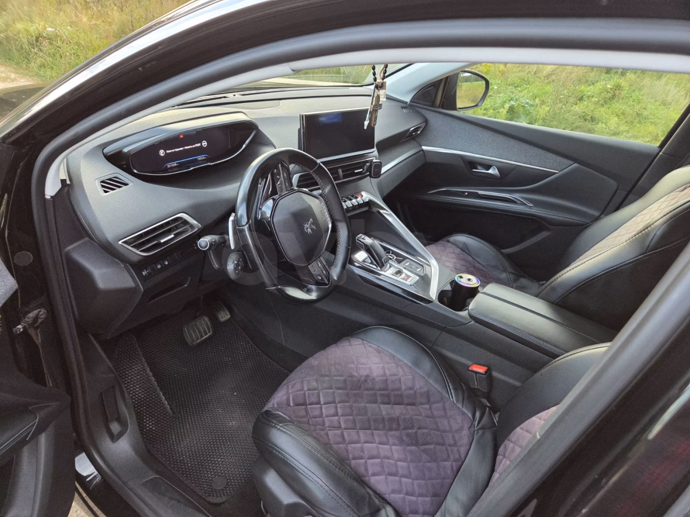 Peugeot 5008 фото 6