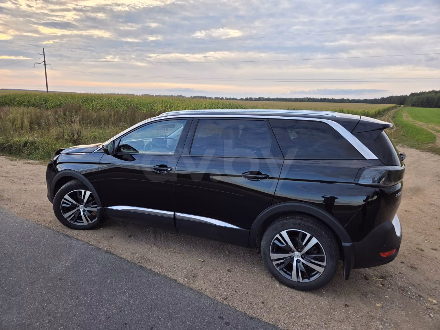 Peugeot 5008 фото 10