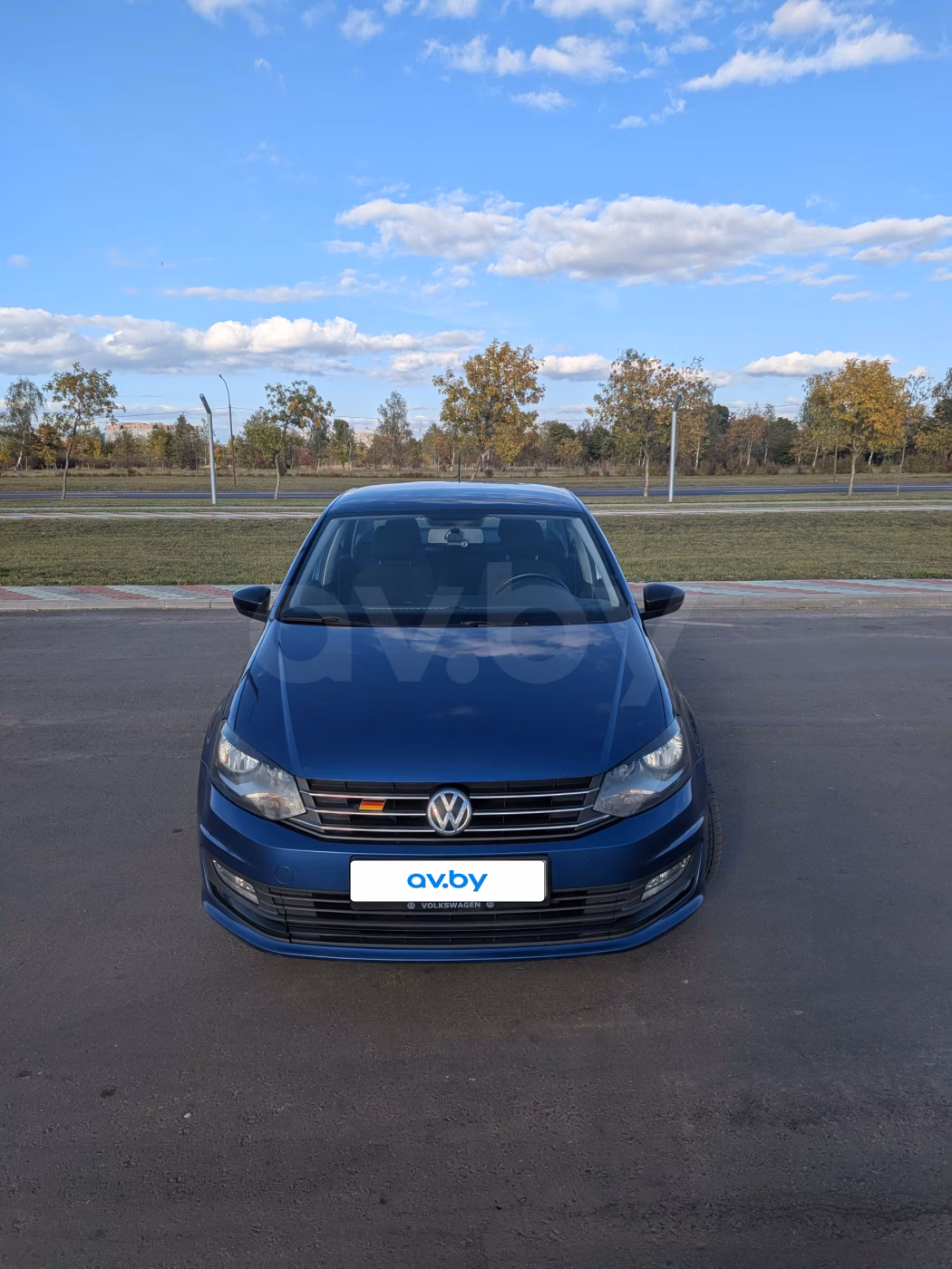 Volkswagen Polo Sedan фото 5