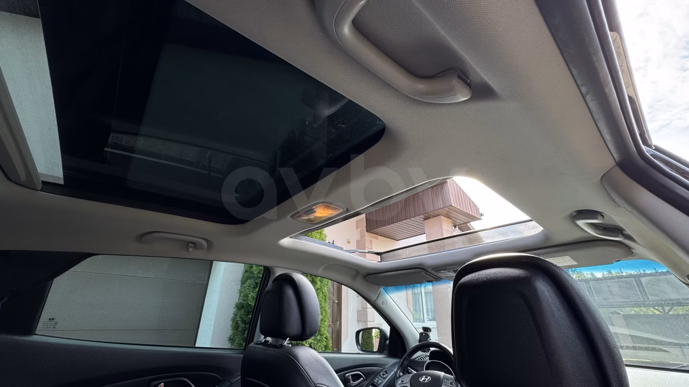Hyundai ix35 фото 8