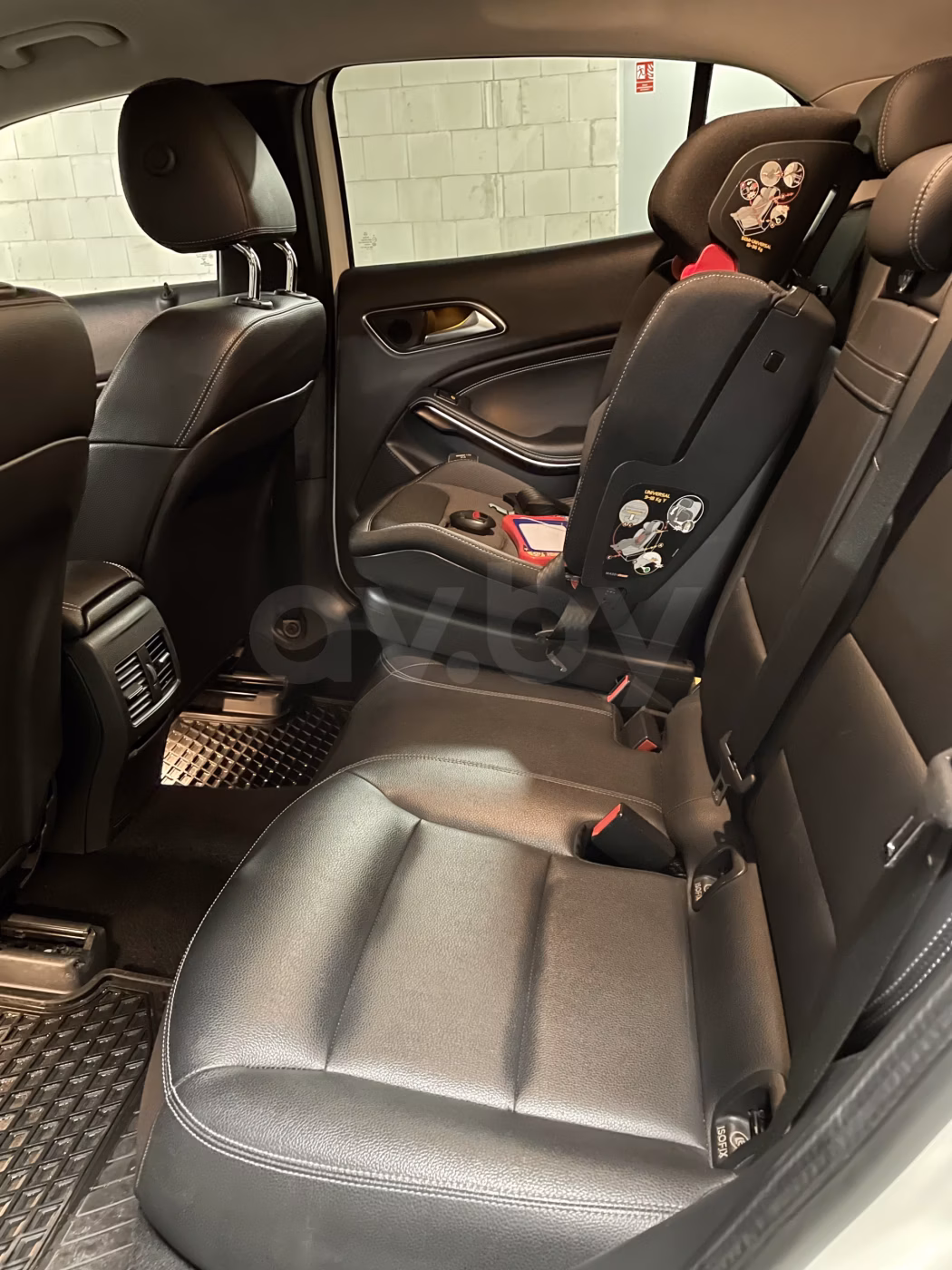Mercedes-Benz GLA фото 16