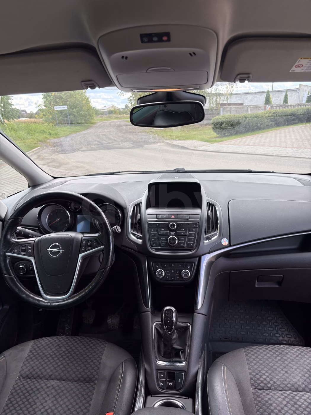 Opel Zafira фото 11