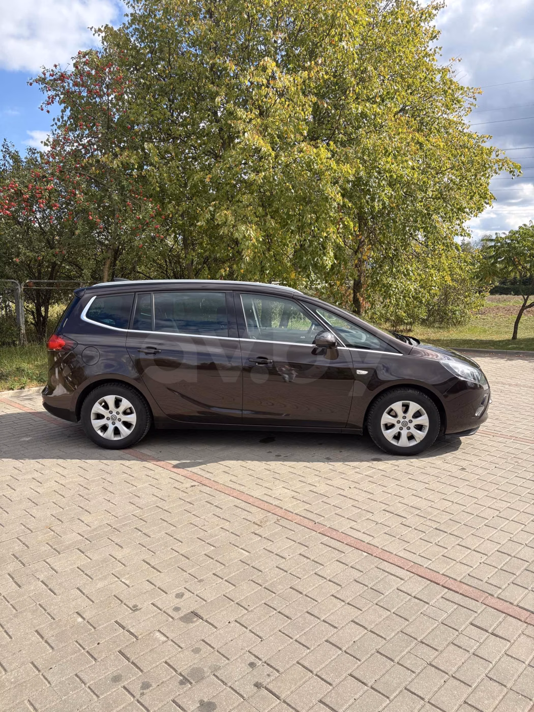 Opel Zafira фото 7