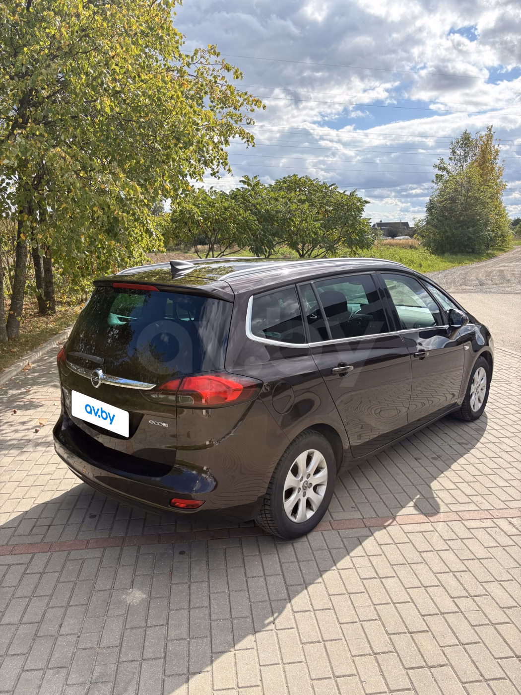 Opel Zafira фото 6