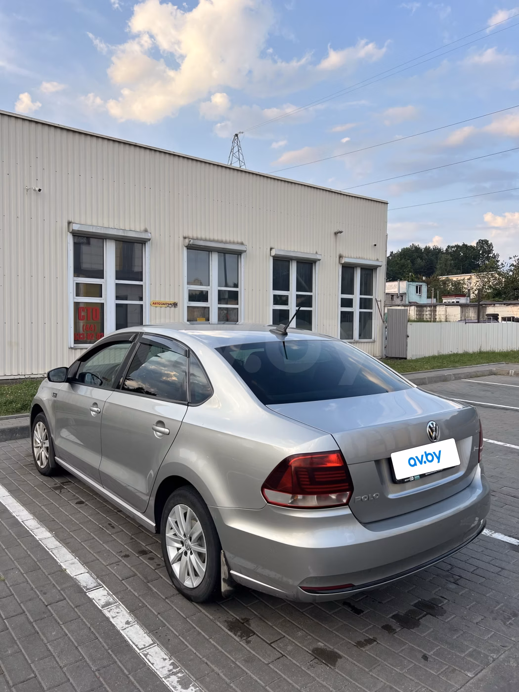 Volkswagen Polo Sedan фото 6