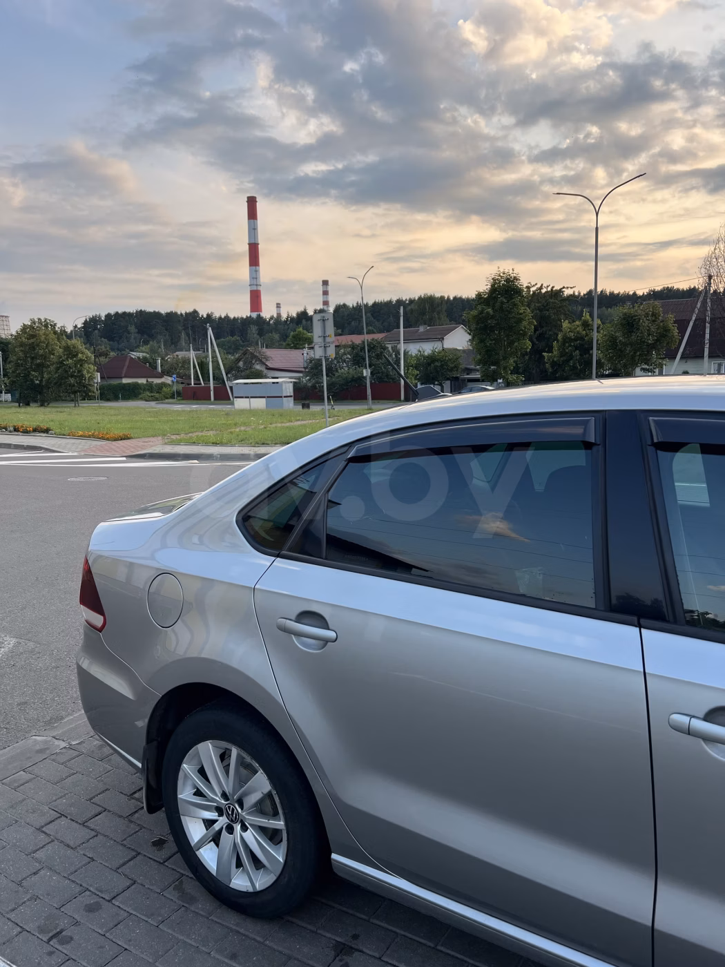 Volkswagen Polo Sedan фото 7