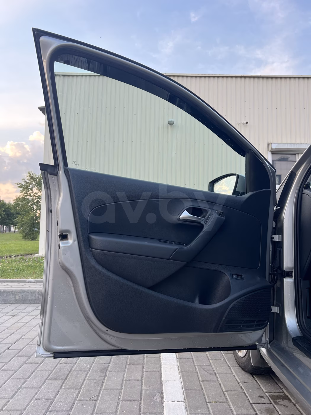 Volkswagen Polo Sedan фото 16