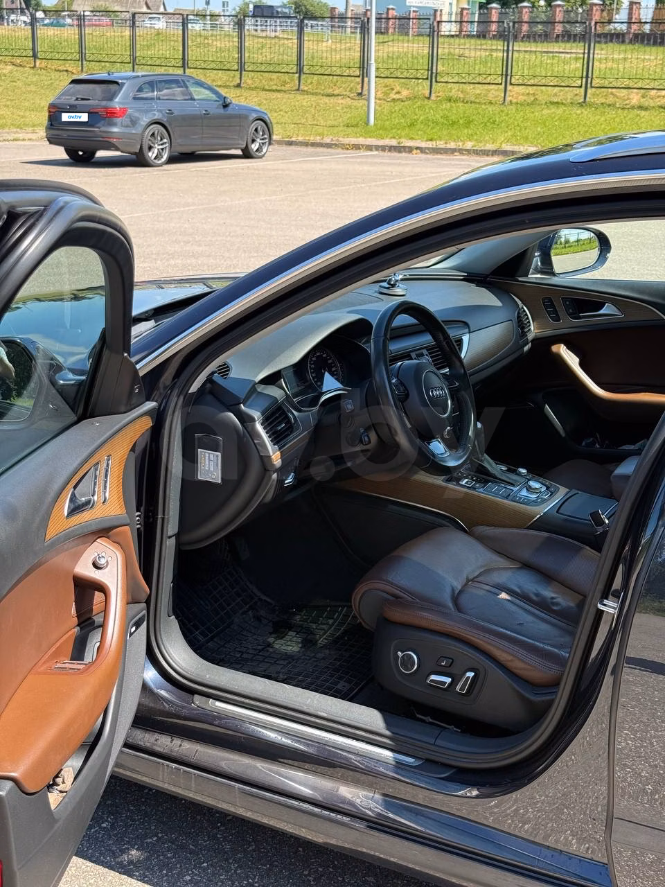 Audi A6 фото 8