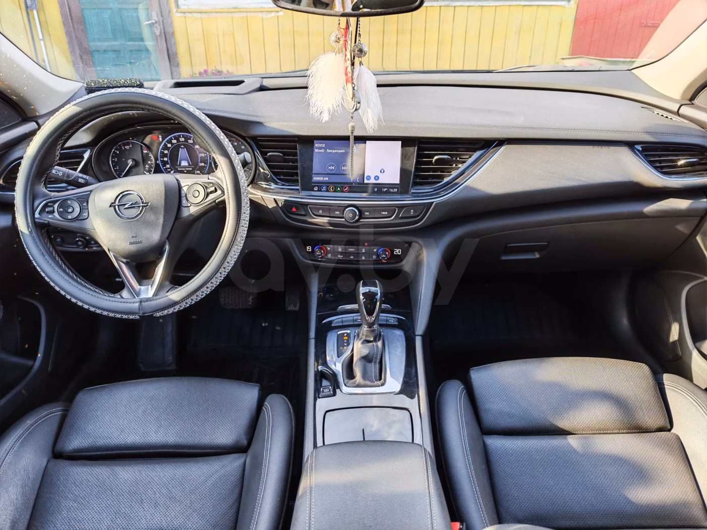 Opel Insignia фото 14