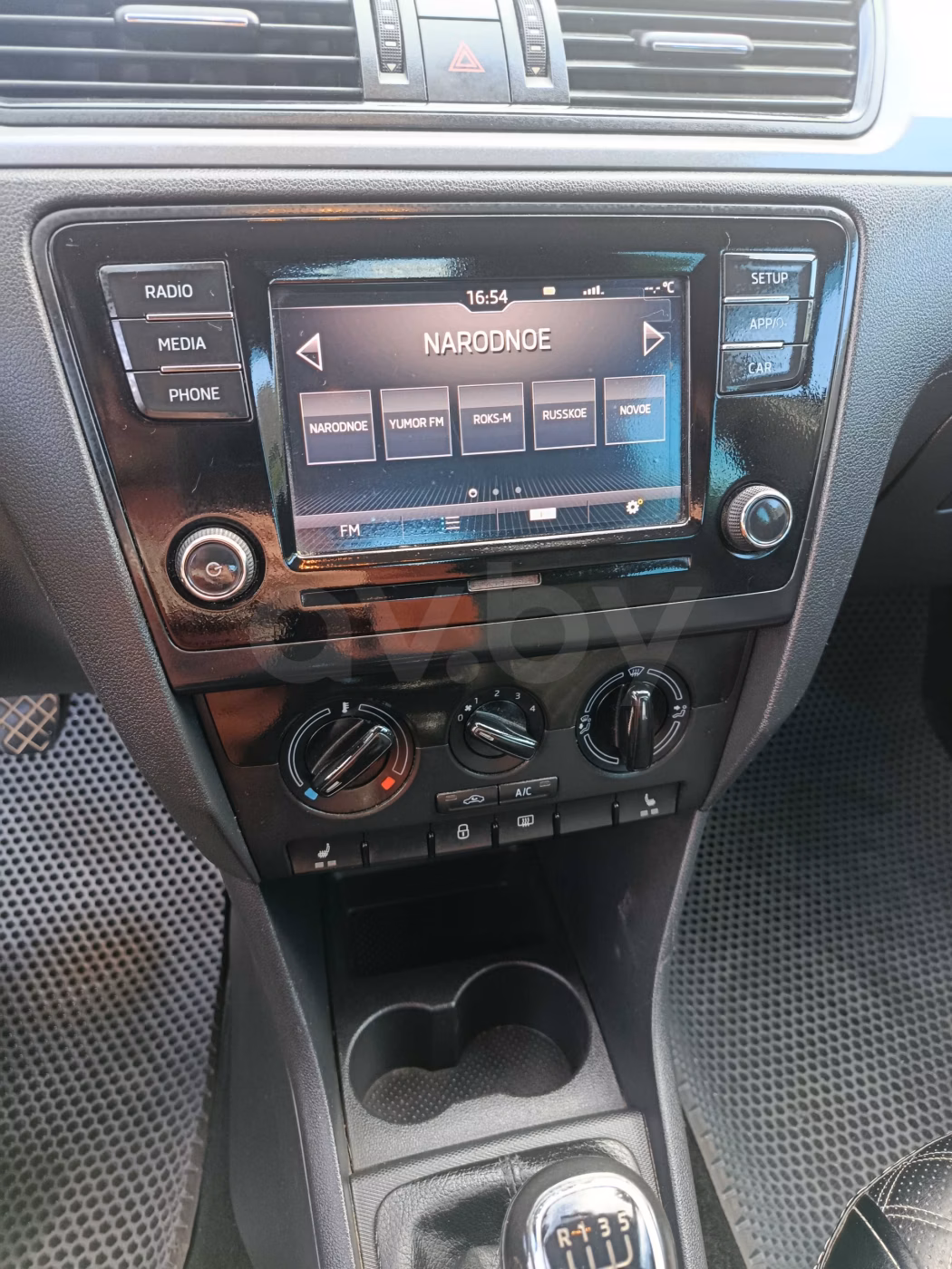Skoda Rapid фото 11