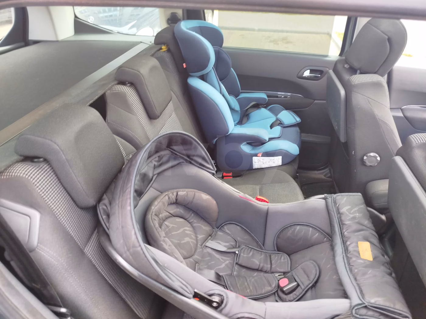 Peugeot 5008 фото 6