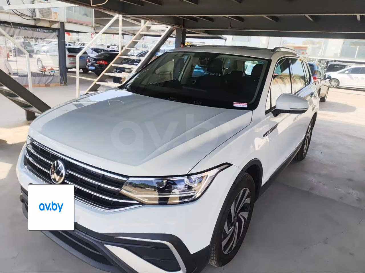 Volkswagen Tiguan фото 7