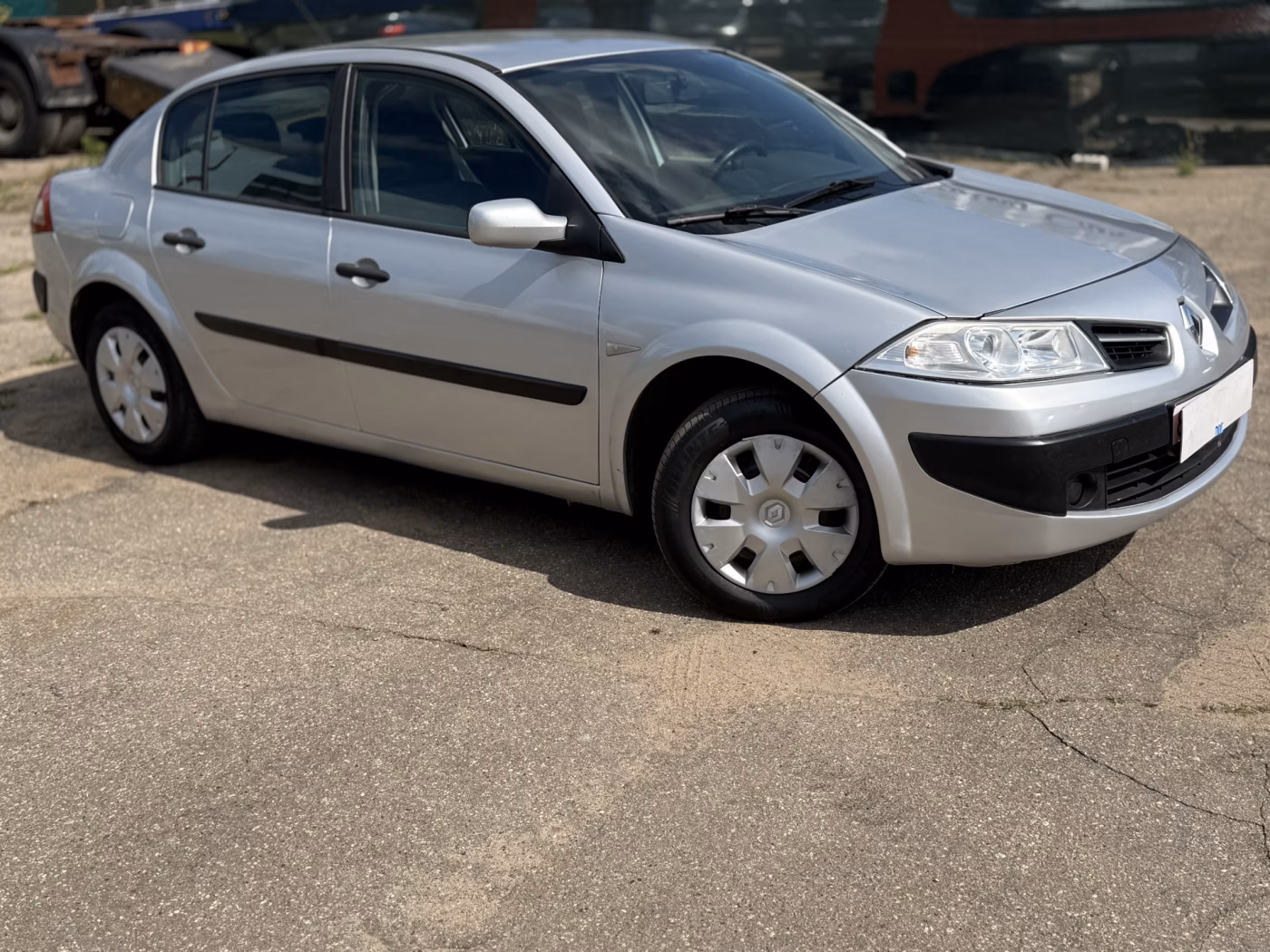 Renault Megane фото 9