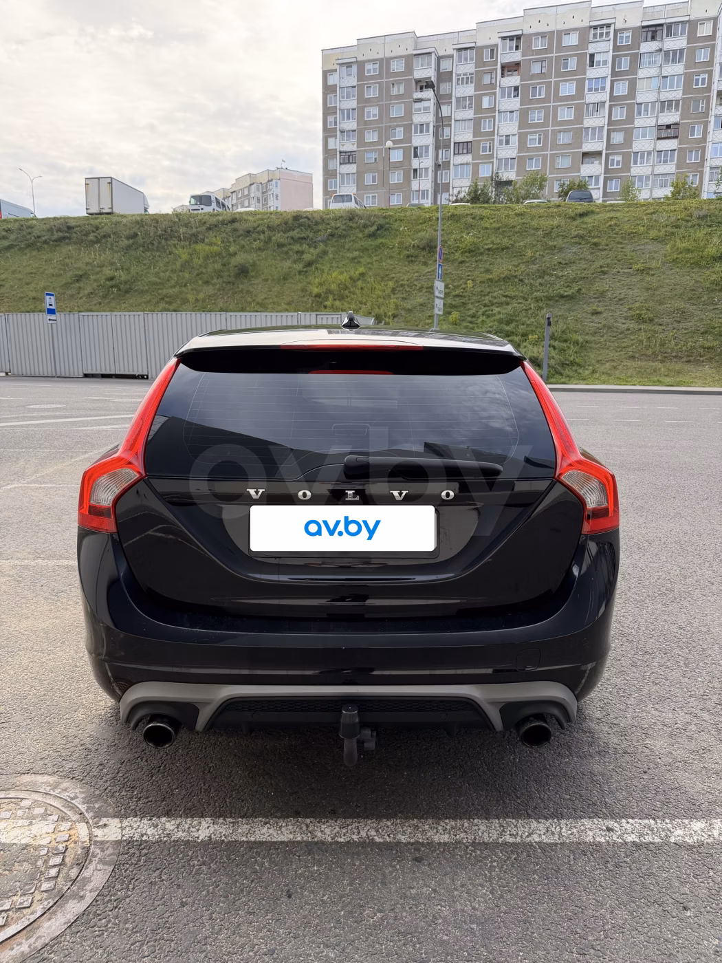Volvo V60 фото 2