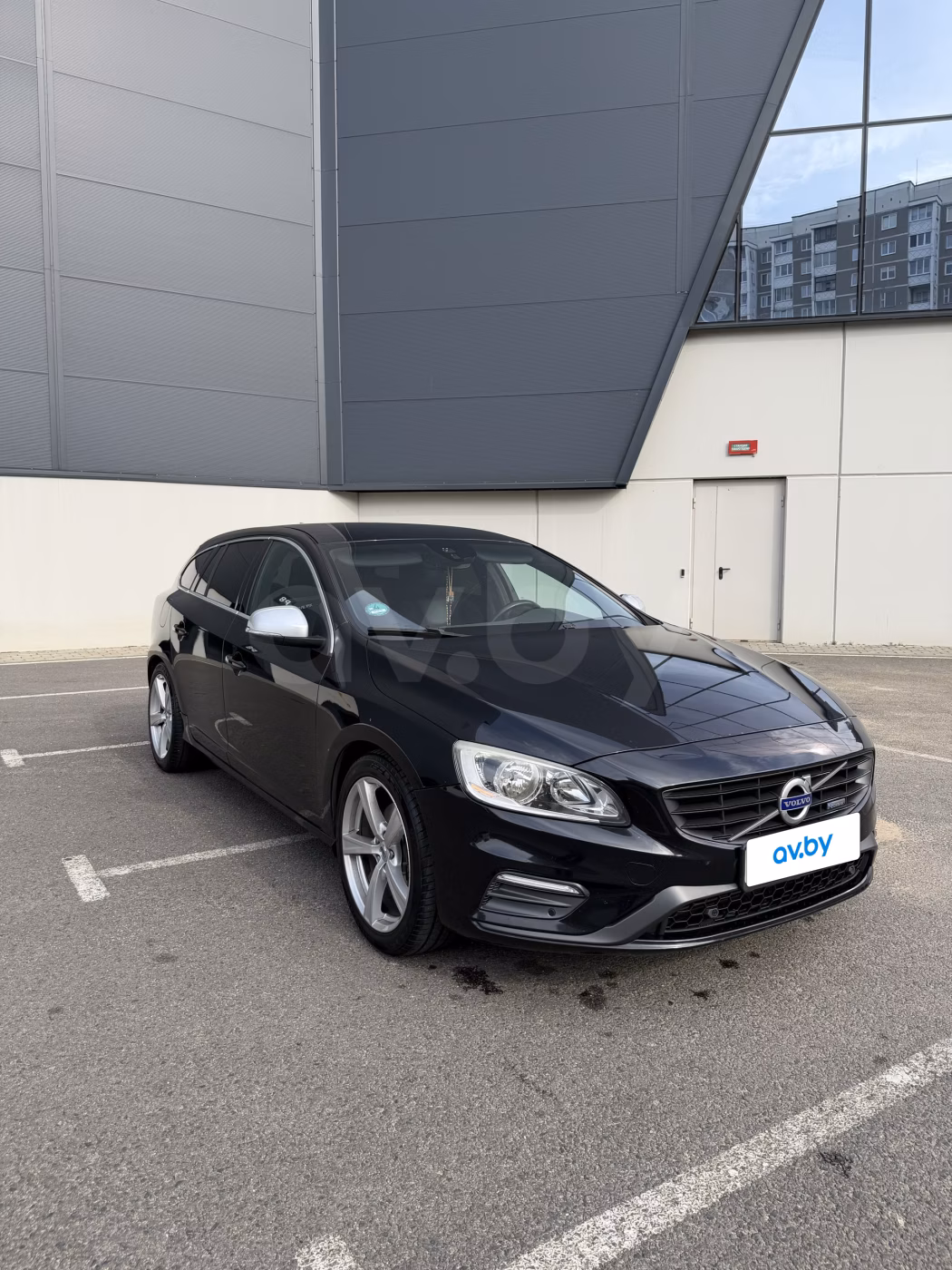 Volvo V60 фото 4