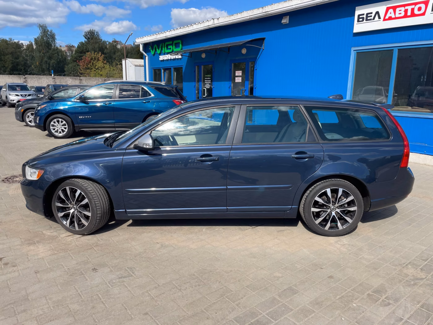 Volvo V50 фото 9