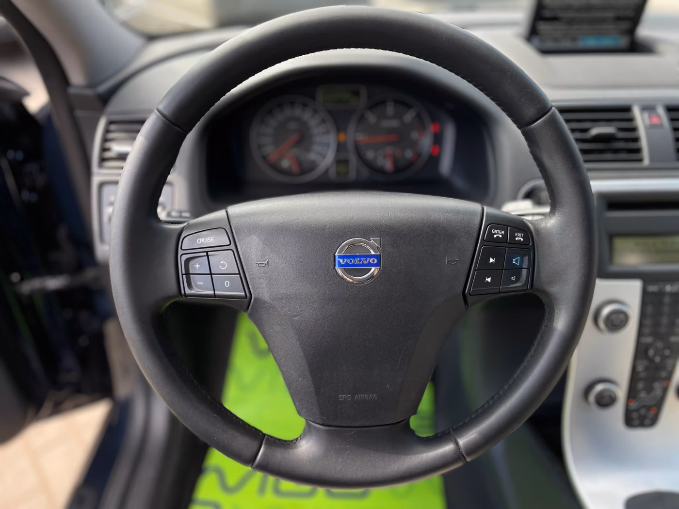 Volvo V50 фото 10
