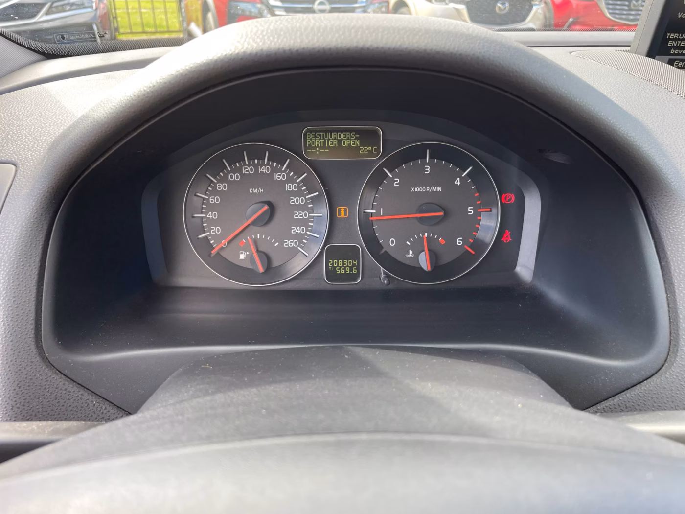 Volvo V50 фото 11