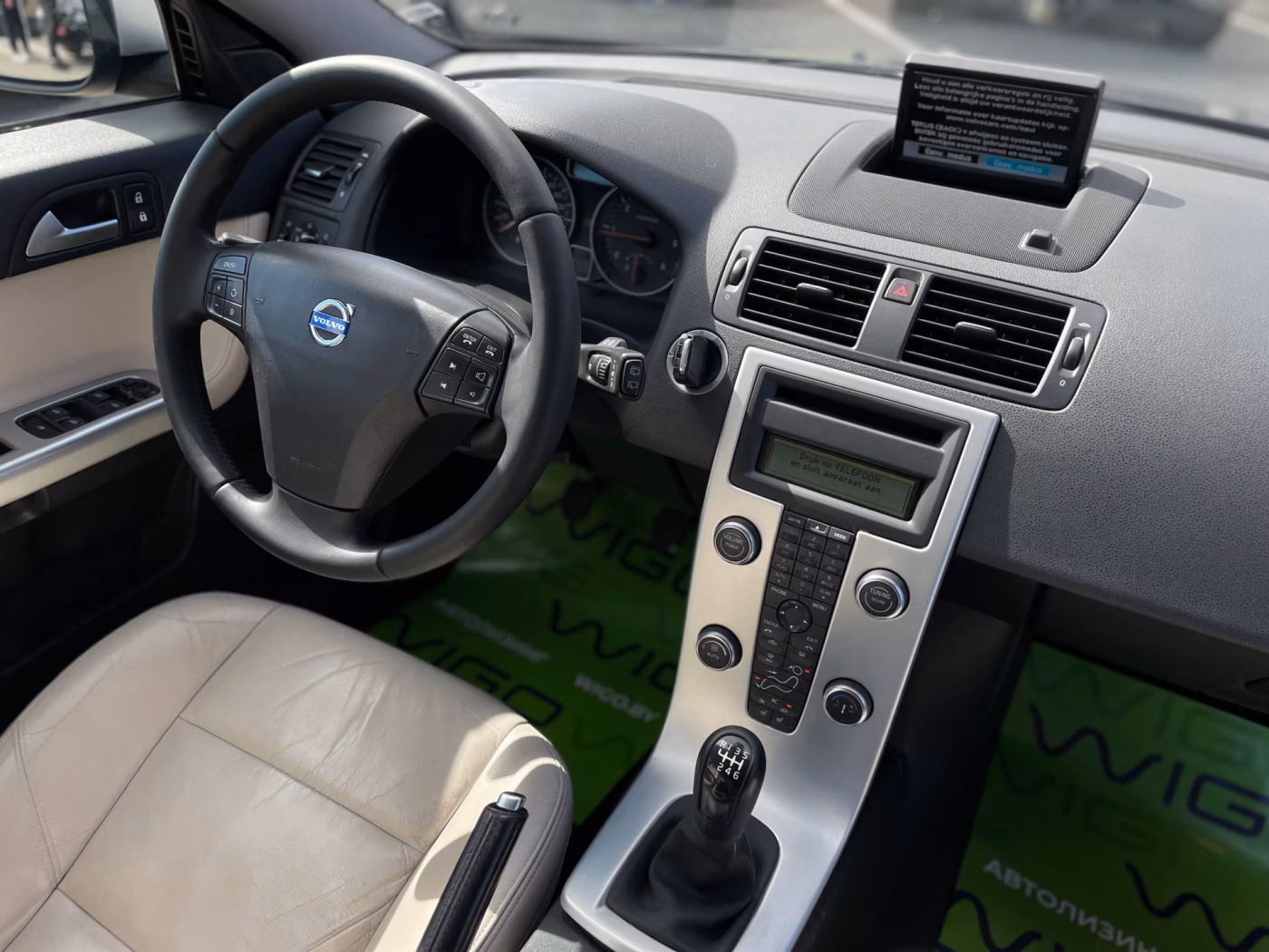 Volvo V50 фото 18
