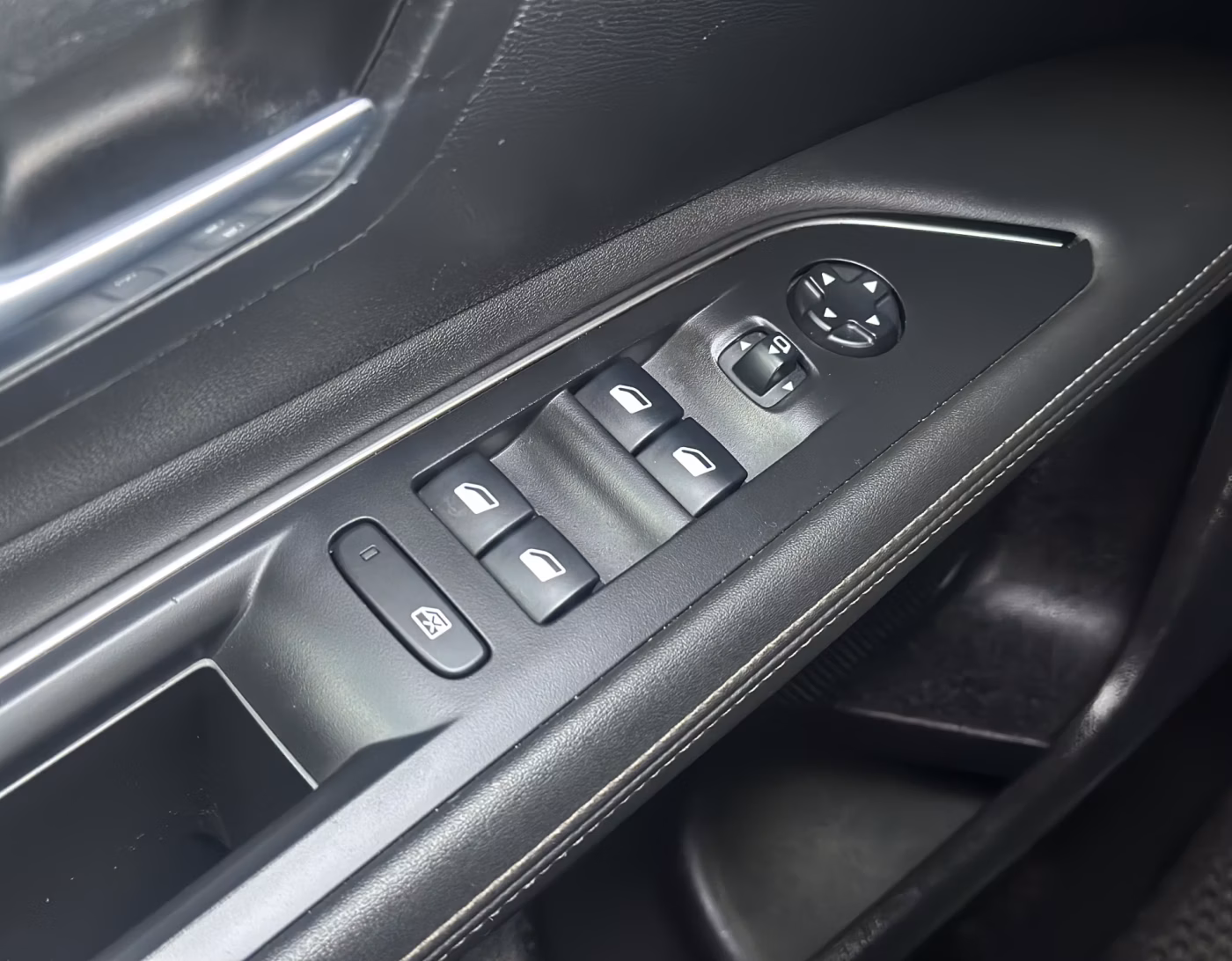 Peugeot 3008 фото 19
