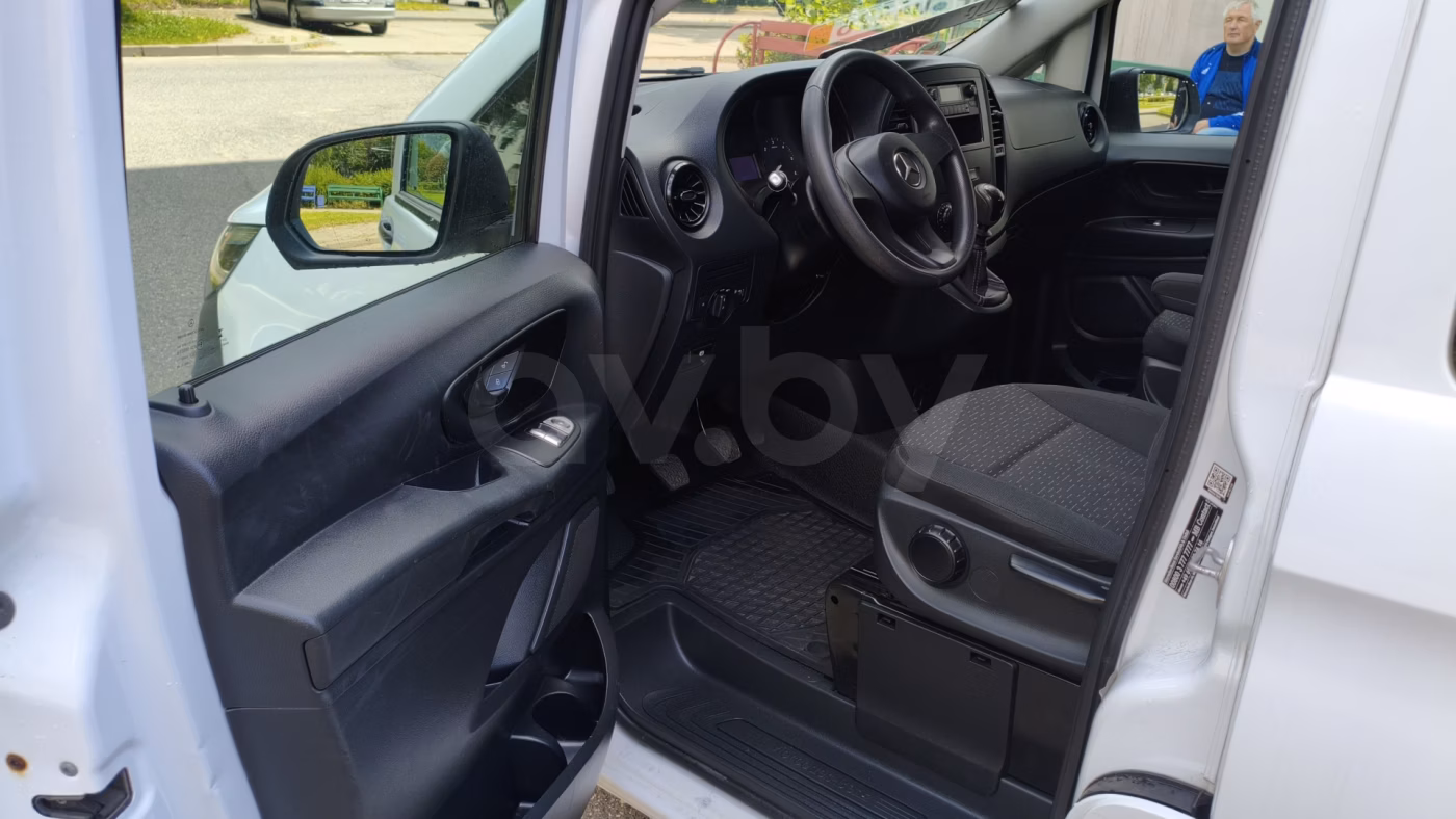 Mercedes-Benz Vito фото 13