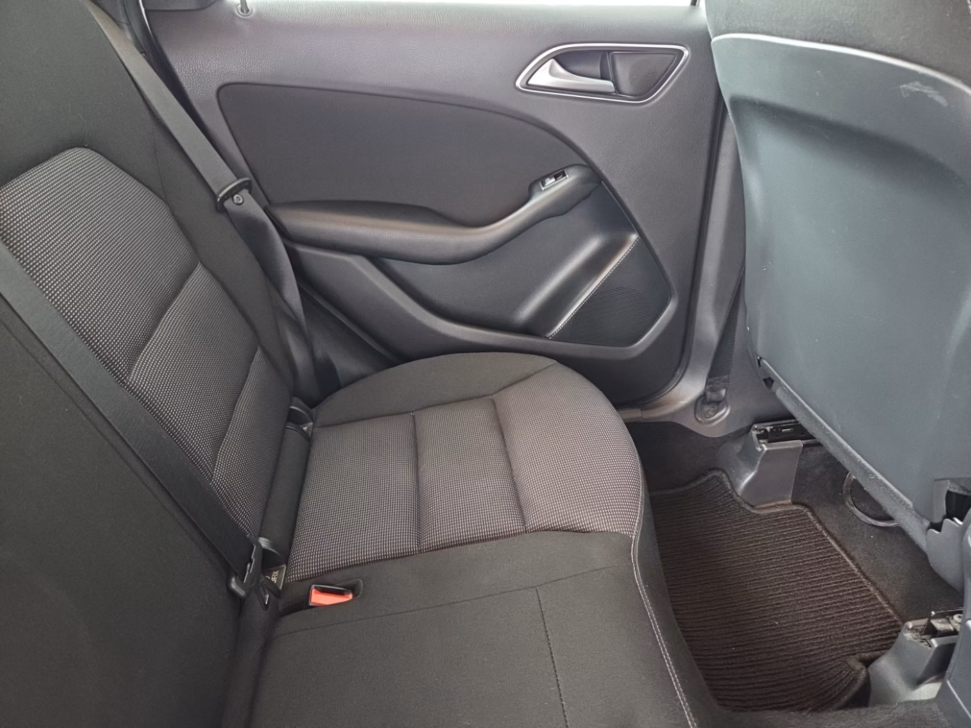 Mercedes-Benz B-Класс фото 18