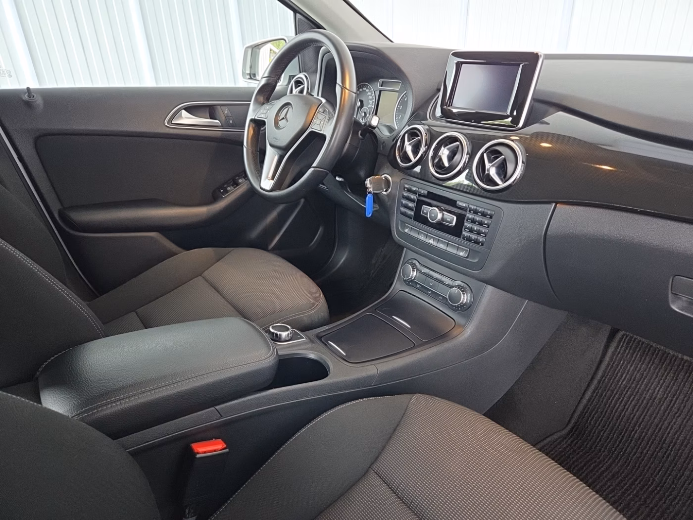 Mercedes-Benz B-Класс фото 15