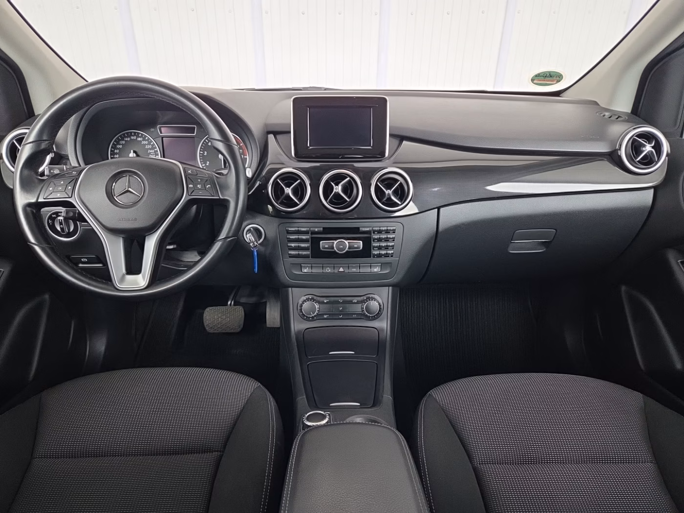 Mercedes-Benz B-Класс фото 13