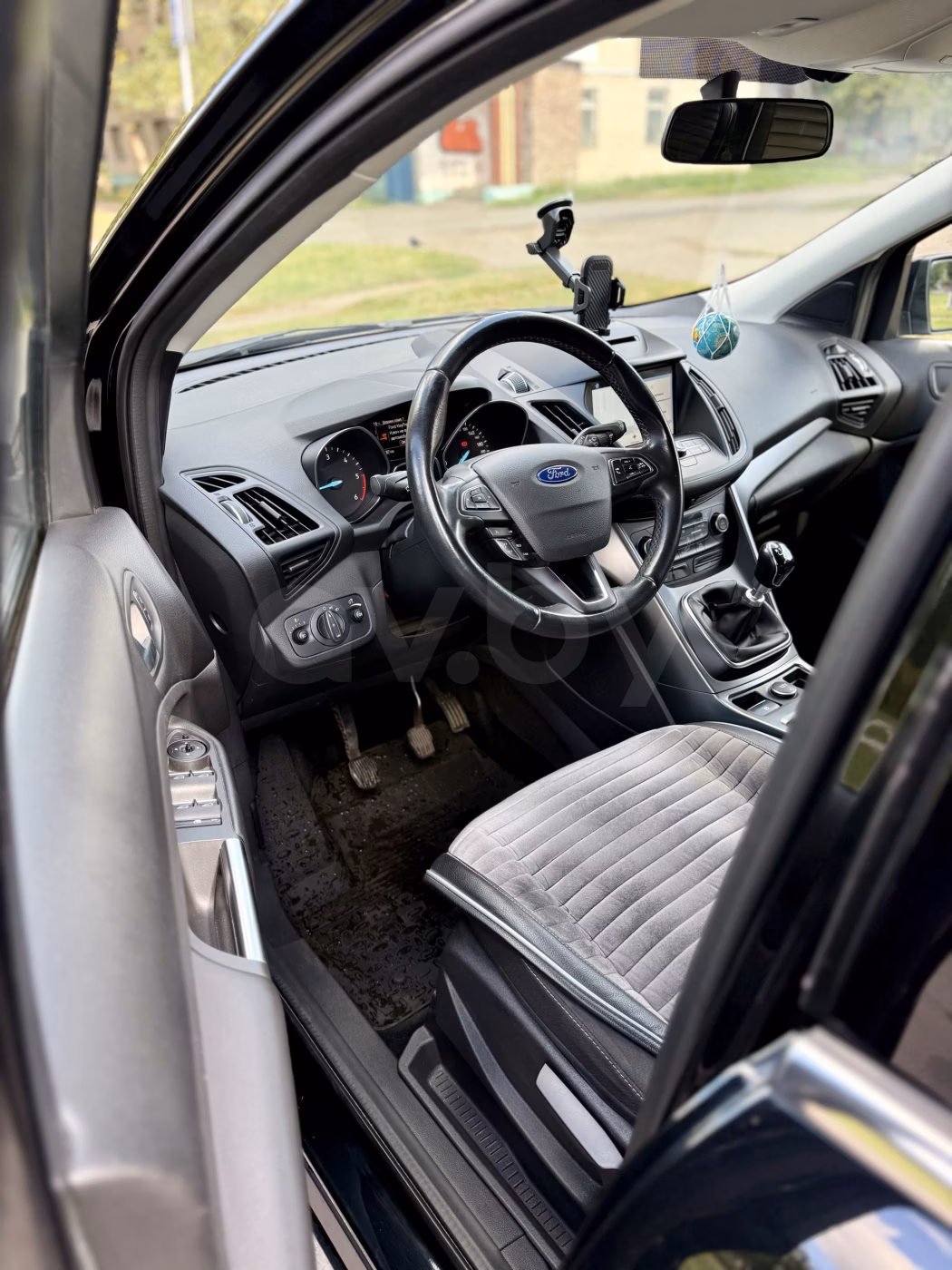 Ford Kuga фото 17