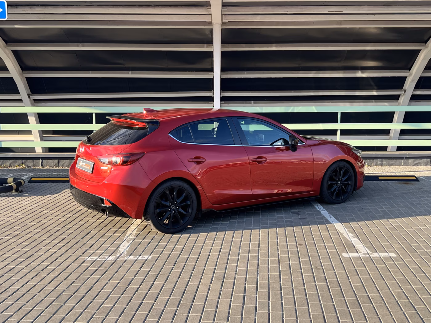 Mazda 3 фото 4