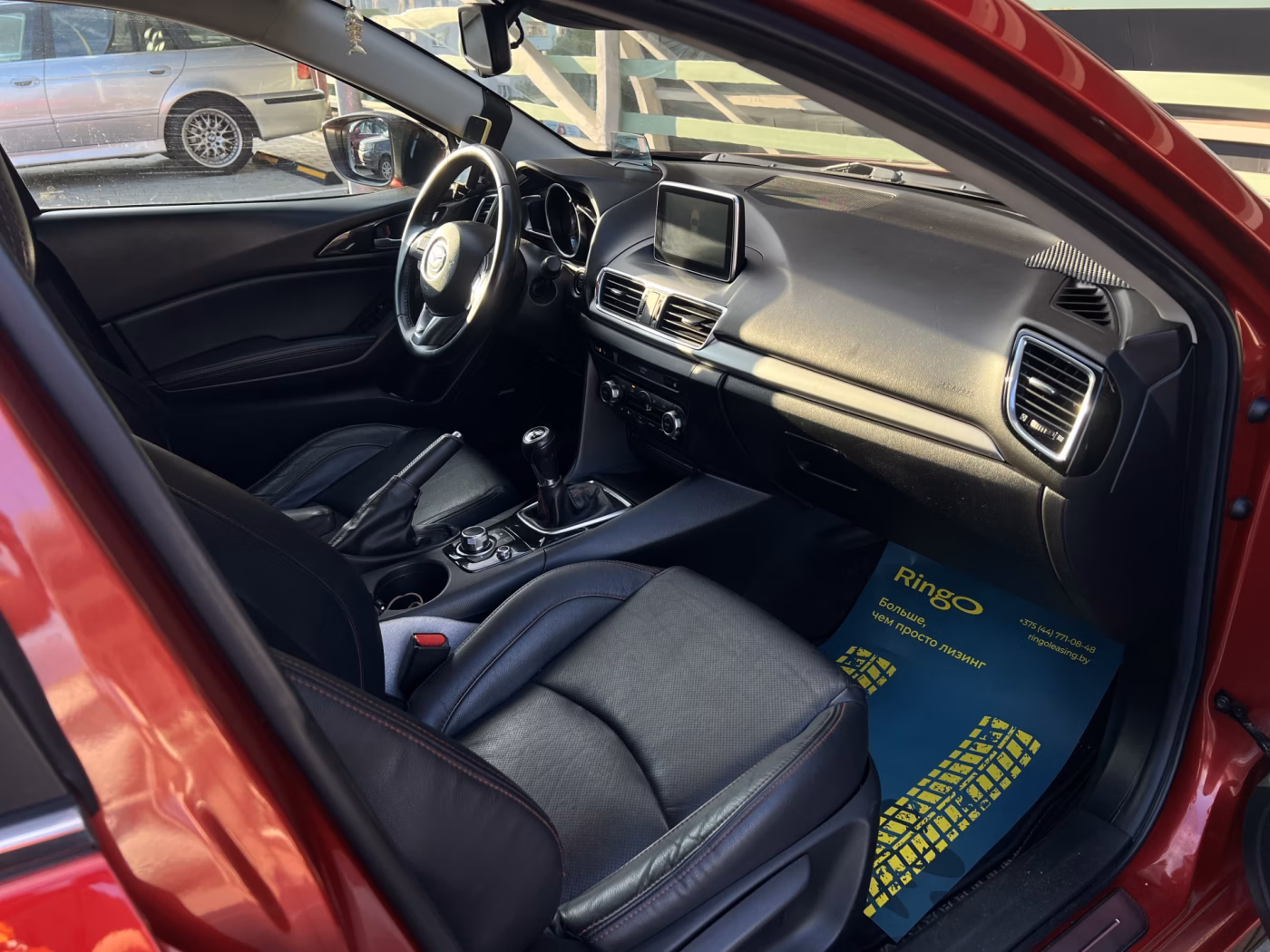 Mazda 3 фото 11