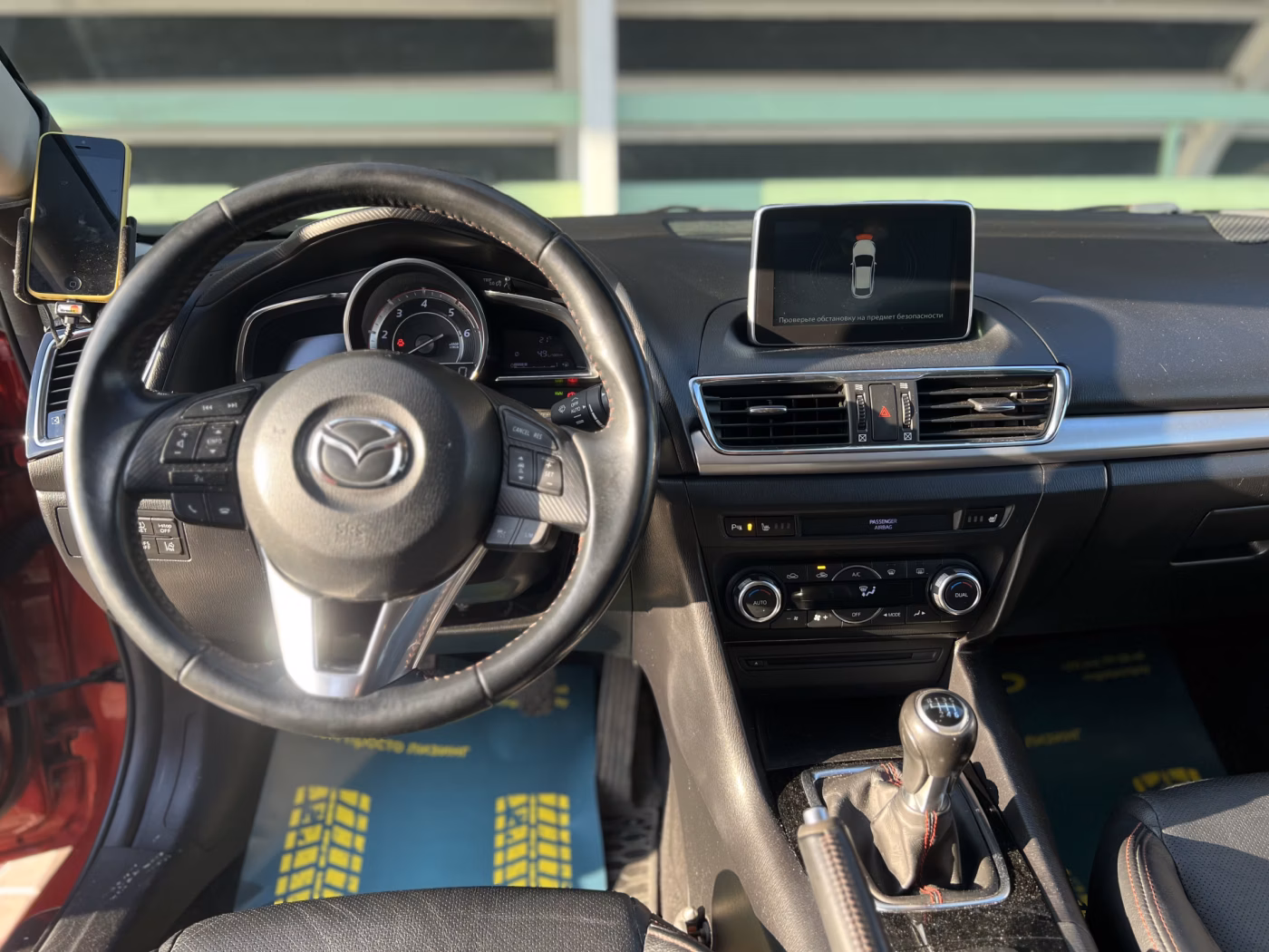 Mazda 3 фото 9