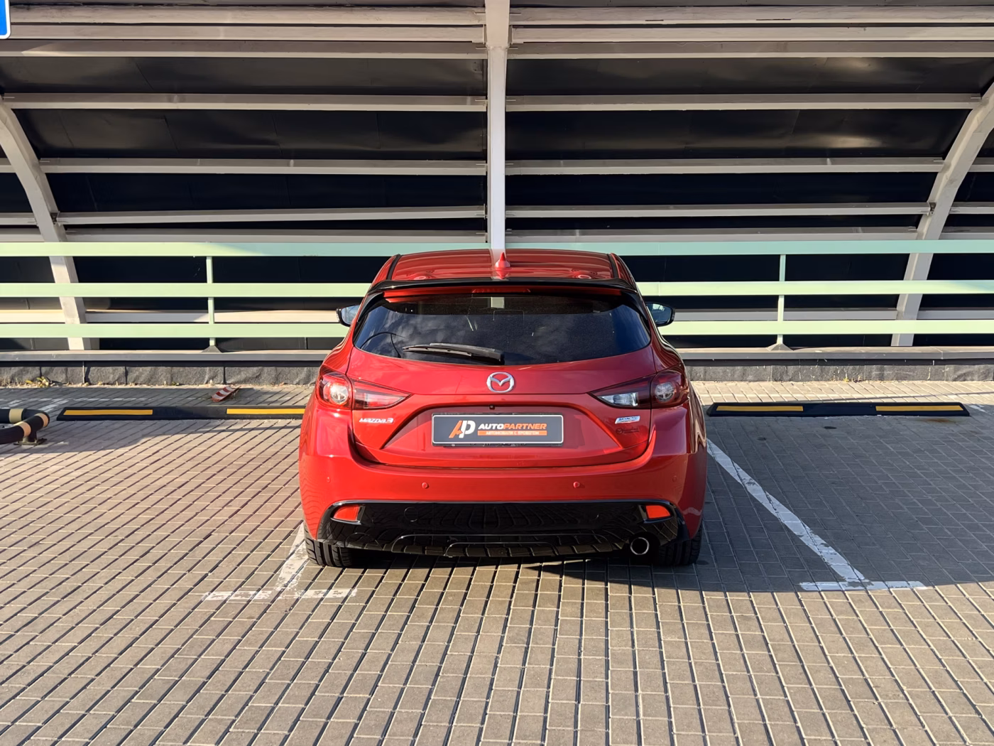 Mazda 3 фото 5