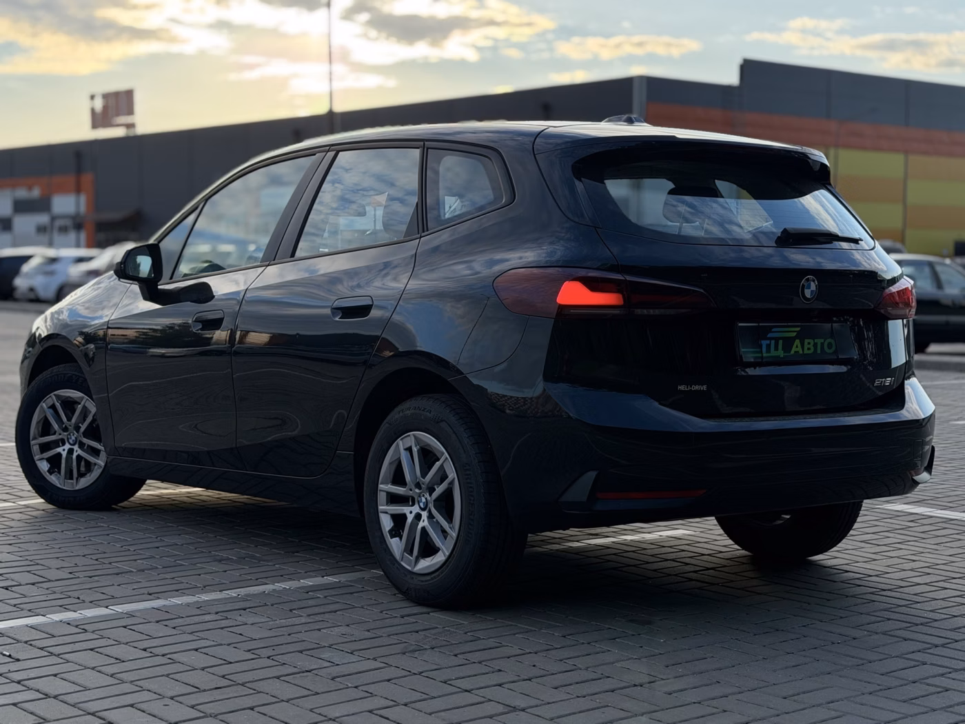 BMW 2 серия Active Tourer фото 10