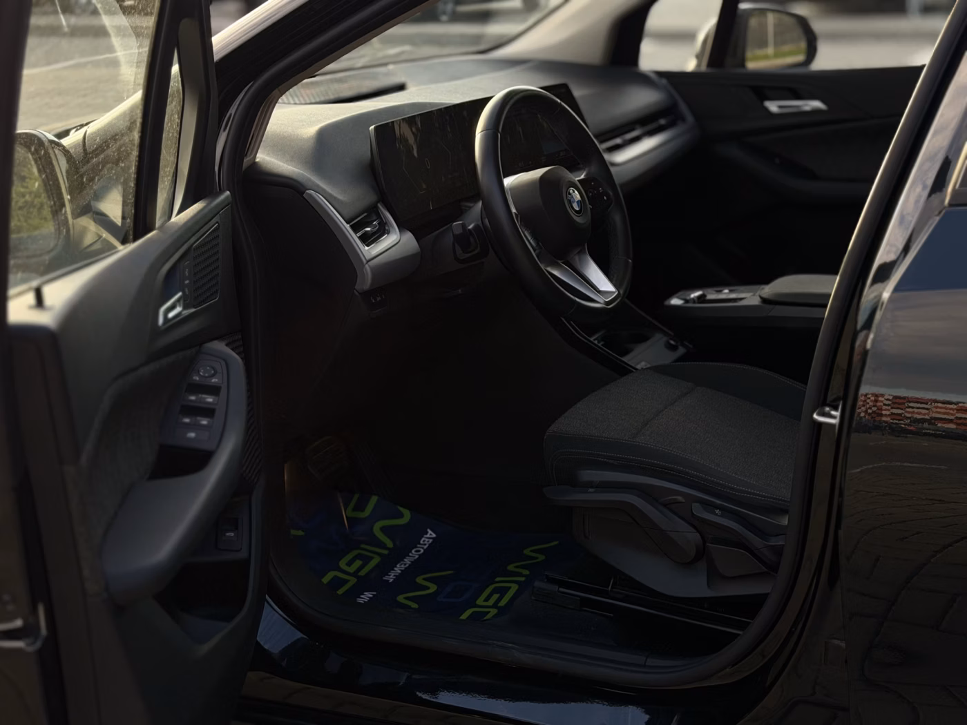 BMW 2 серия Active Tourer фото 17