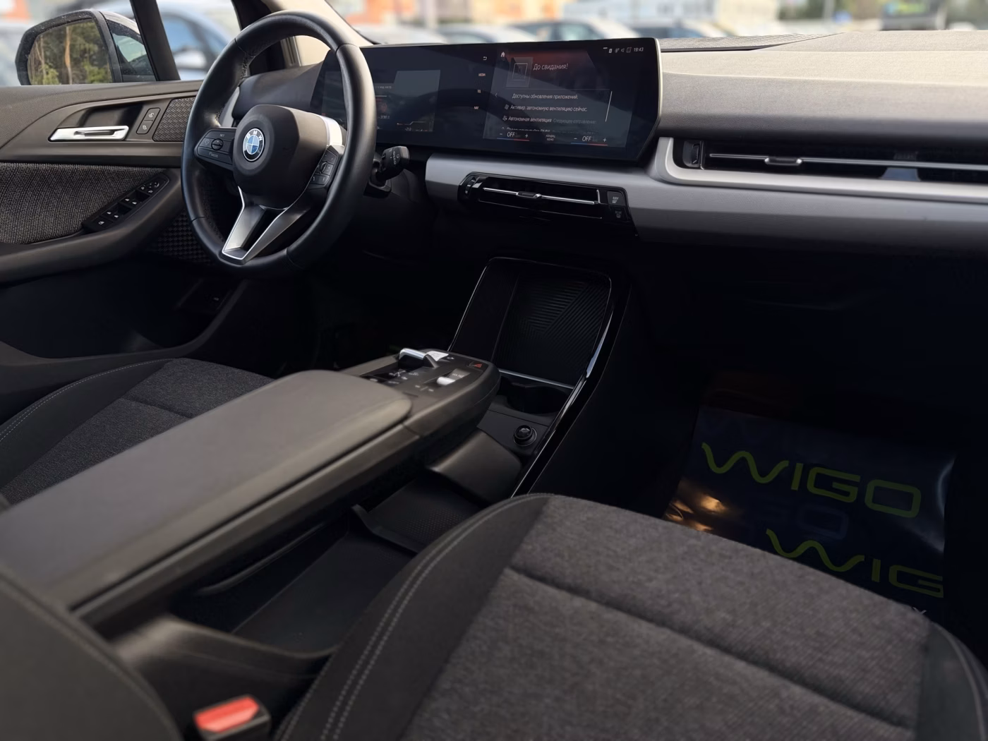 BMW 2 серия Active Tourer фото 26
