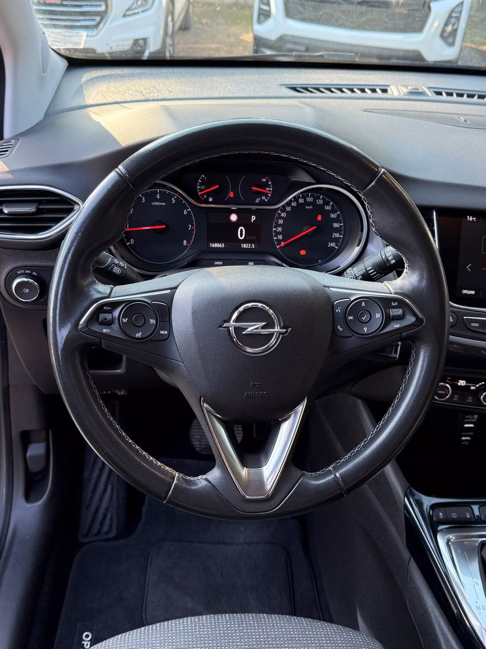 Opel Crossland X фото 11