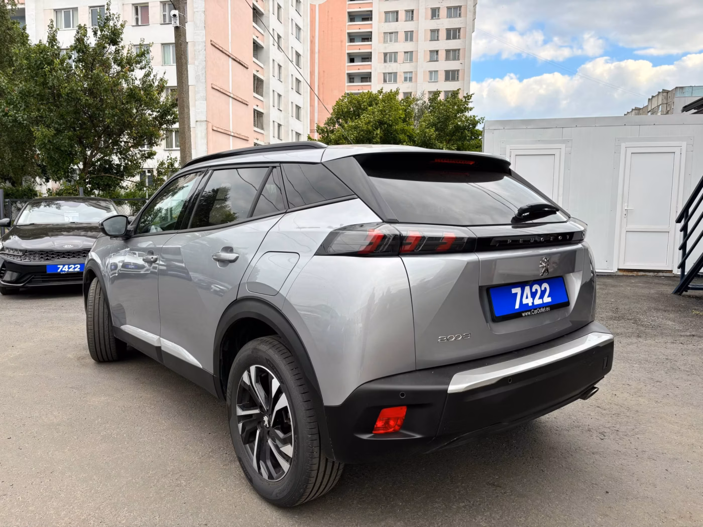 Peugeot 2008 фото 7