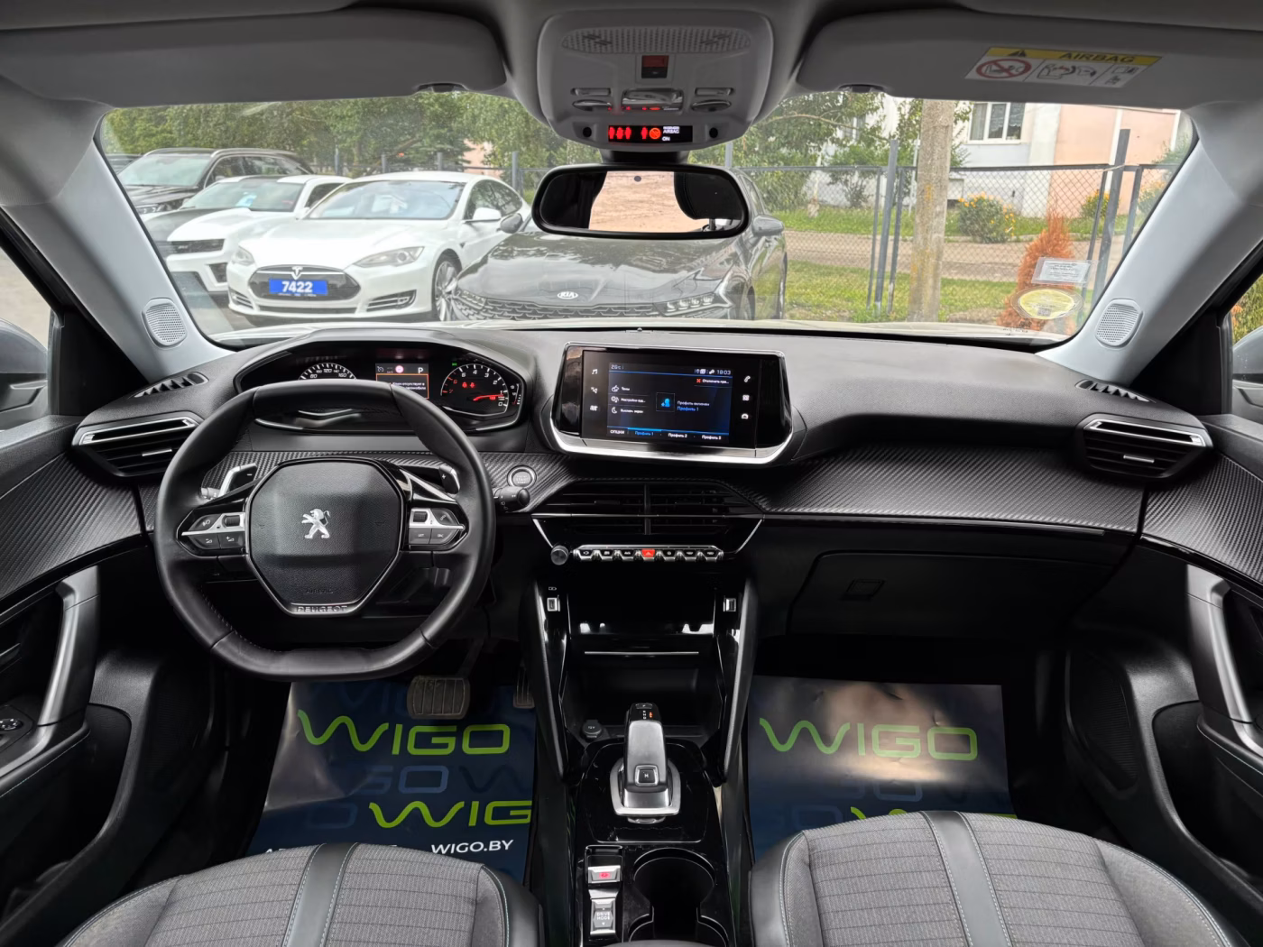 Peugeot 2008 фото 17