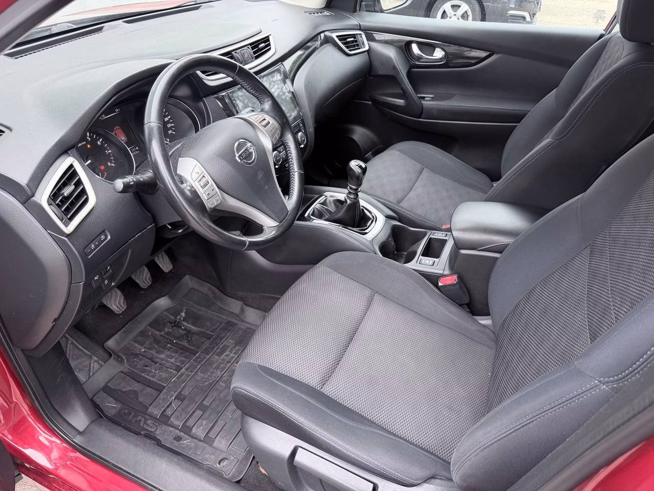 Nissan Qashqai фото 8