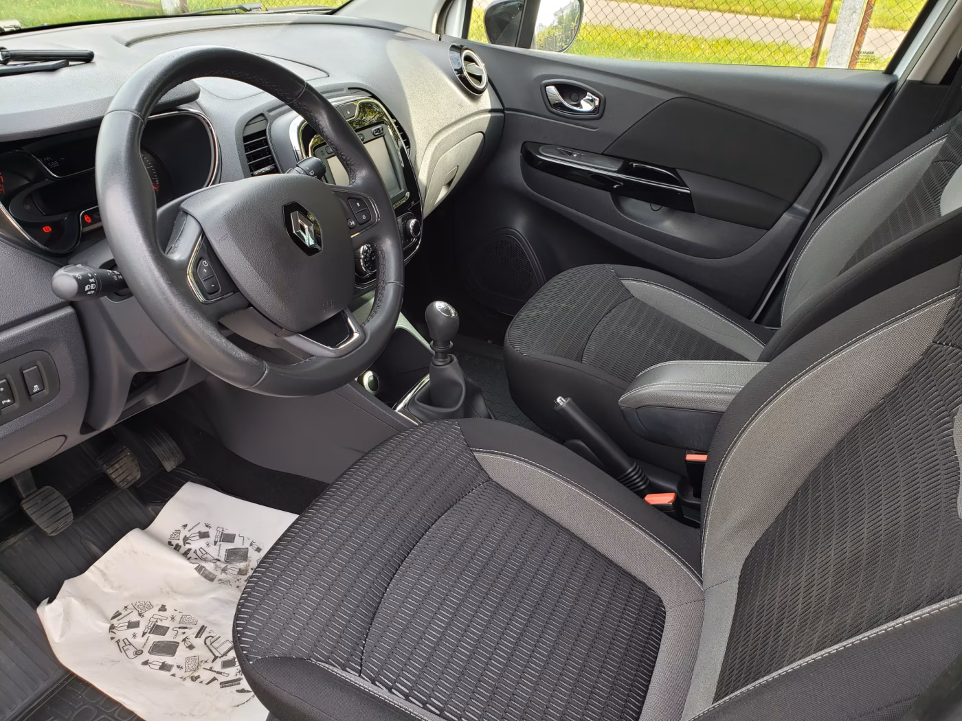 Renault Kaptur фото 11
