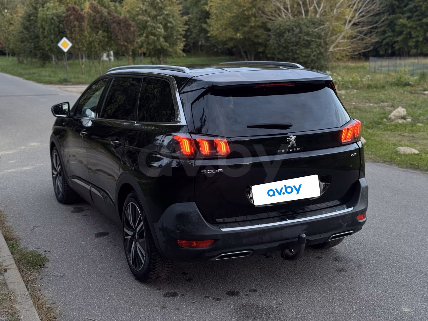 Peugeot 5008 фото 3