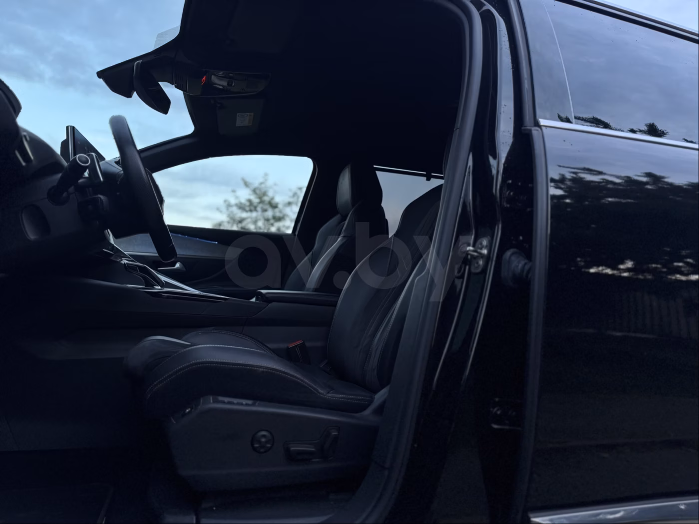 Peugeot 5008 фото 10