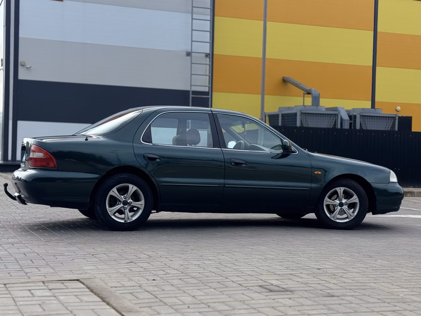 Kia Clarus фото 7