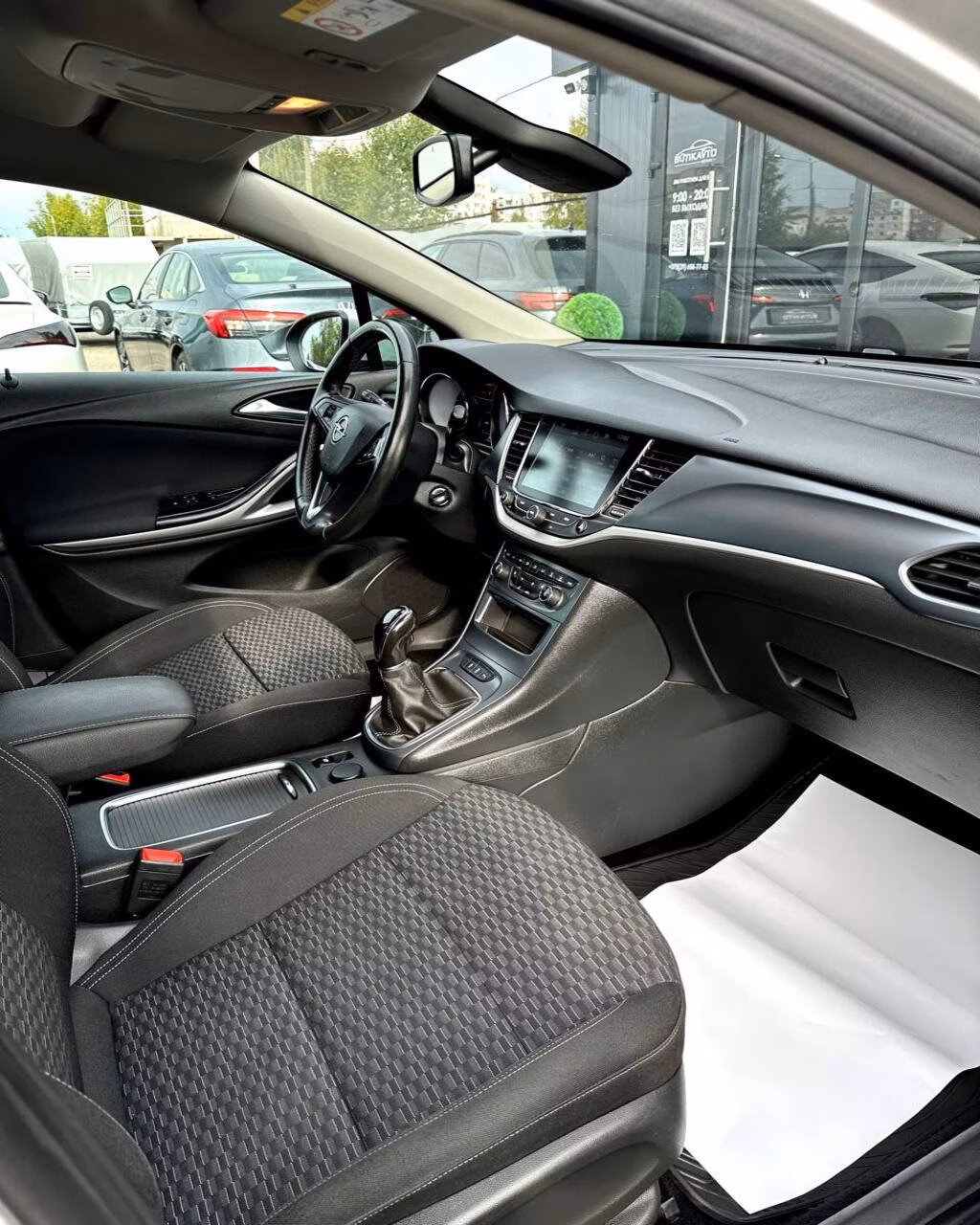 Opel Astra фото 10