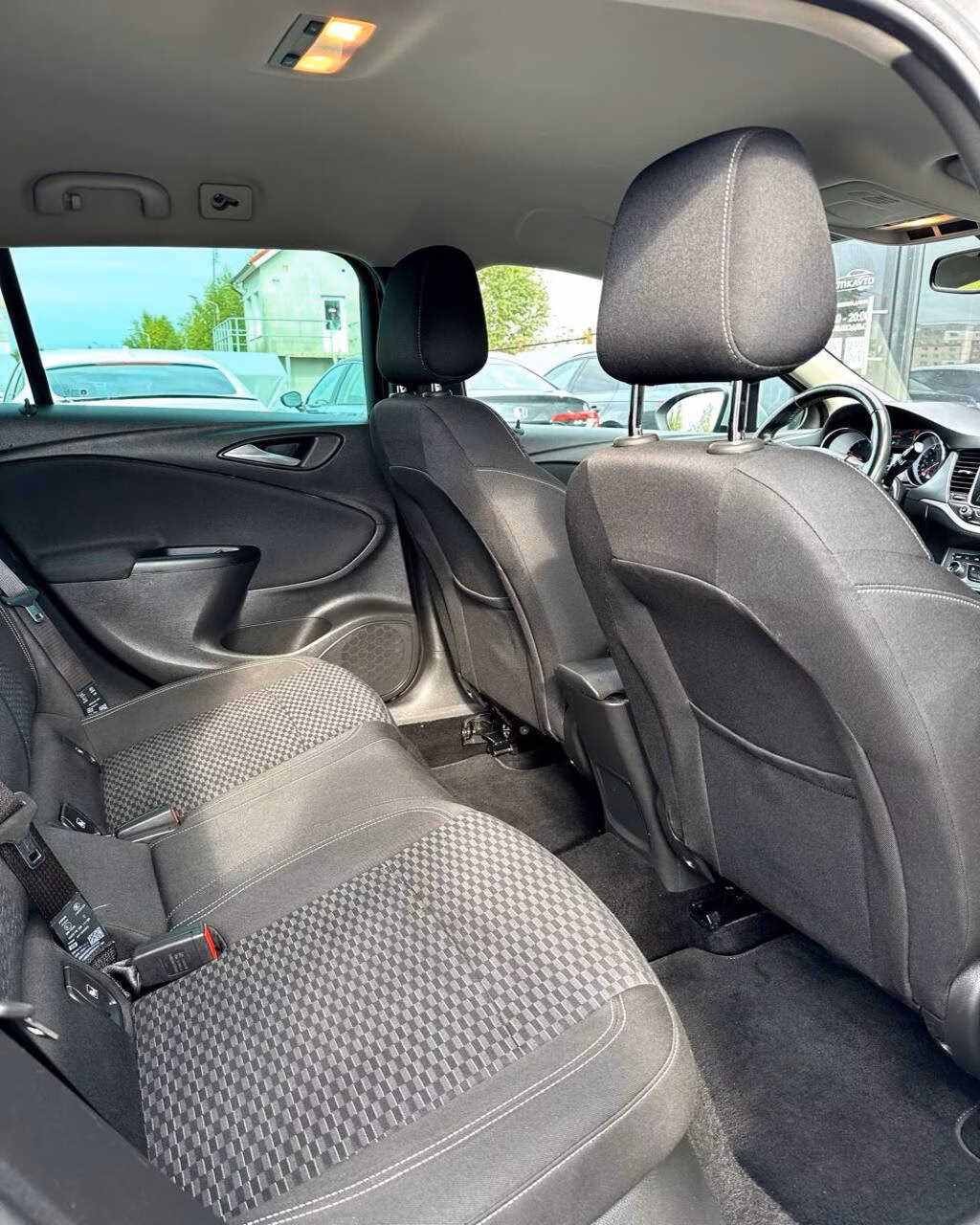 Opel Astra фото 12