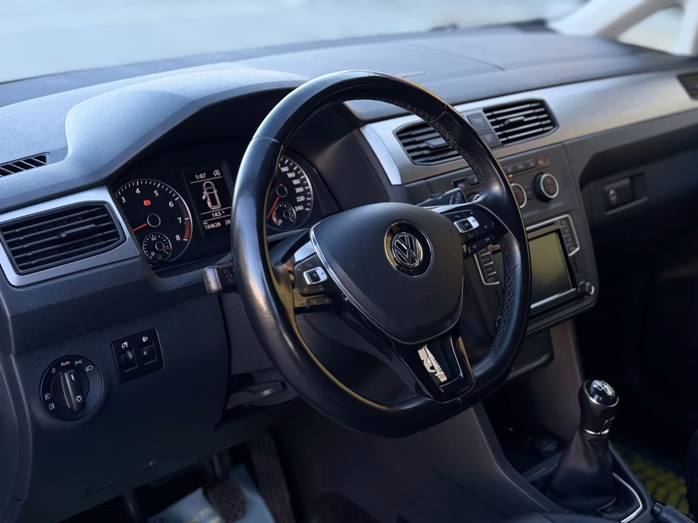 Volkswagen Caddy MAXI фото 15